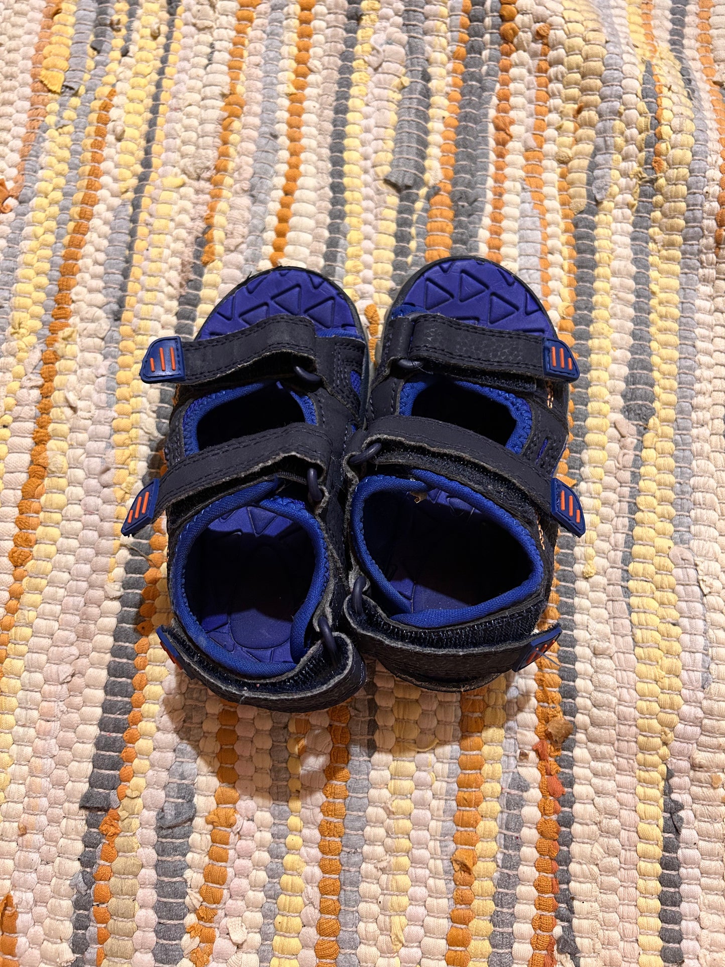 George toddler 9 blue Velcro sandals