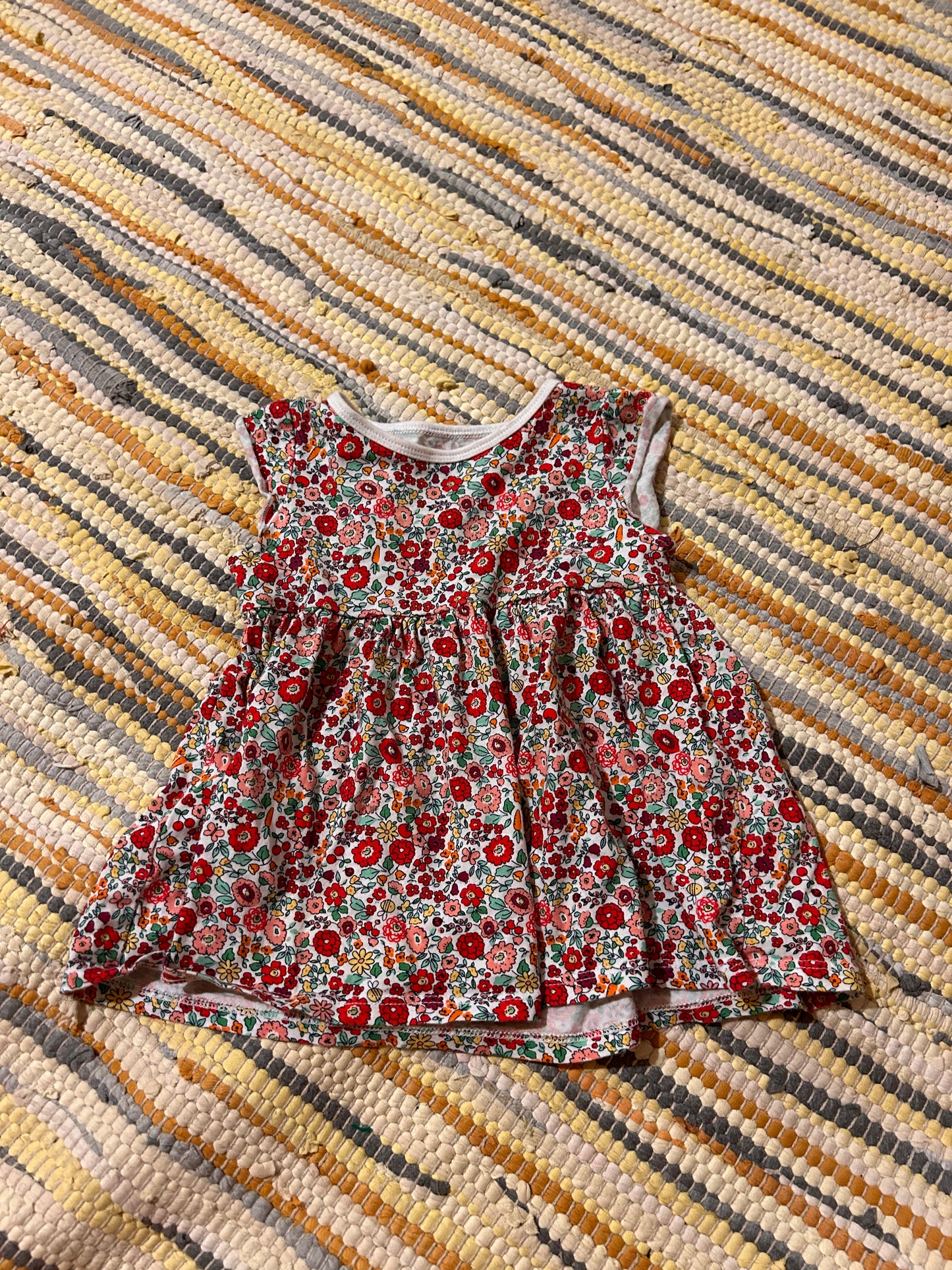 First impressions 18m red floral twirl top