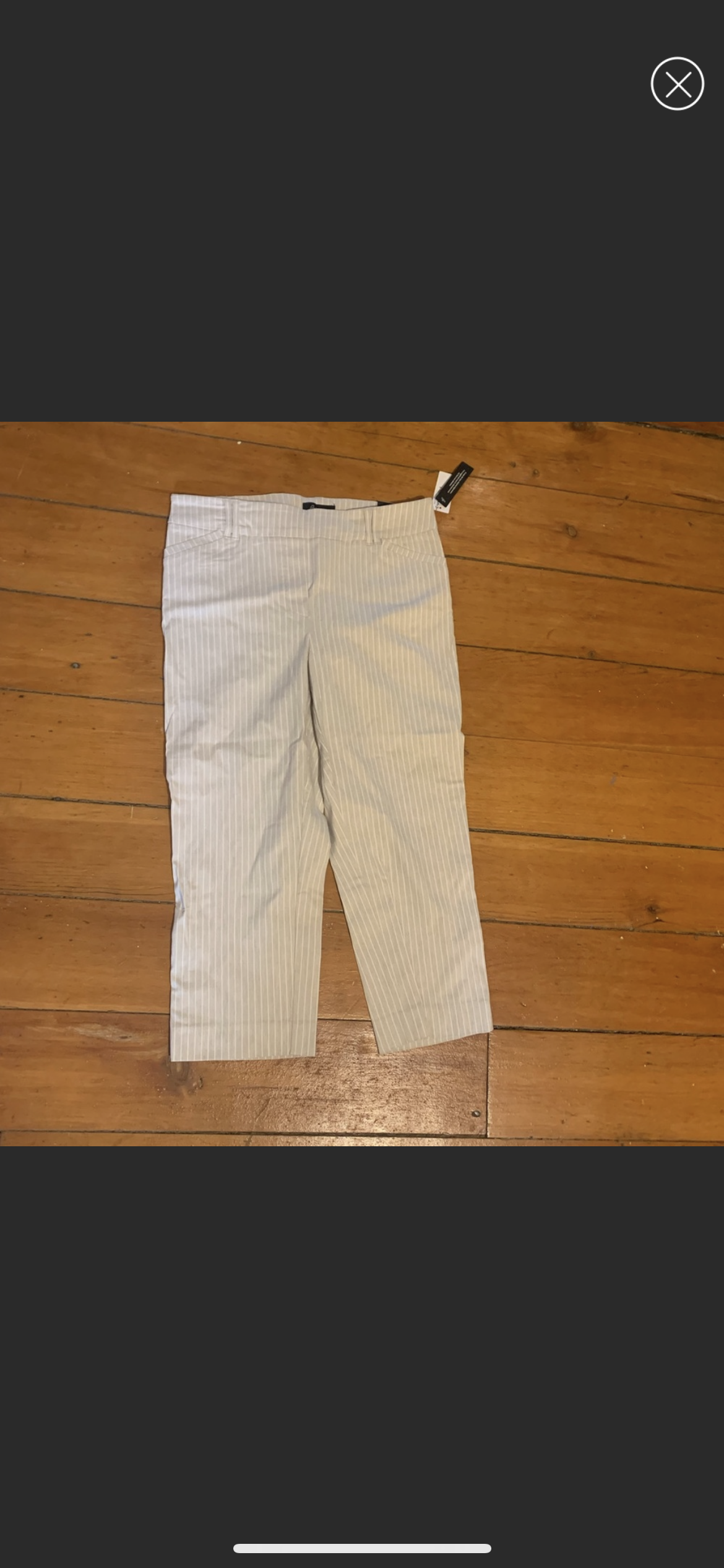 Reitmans tan & white stripped “the iconic” cropped pant