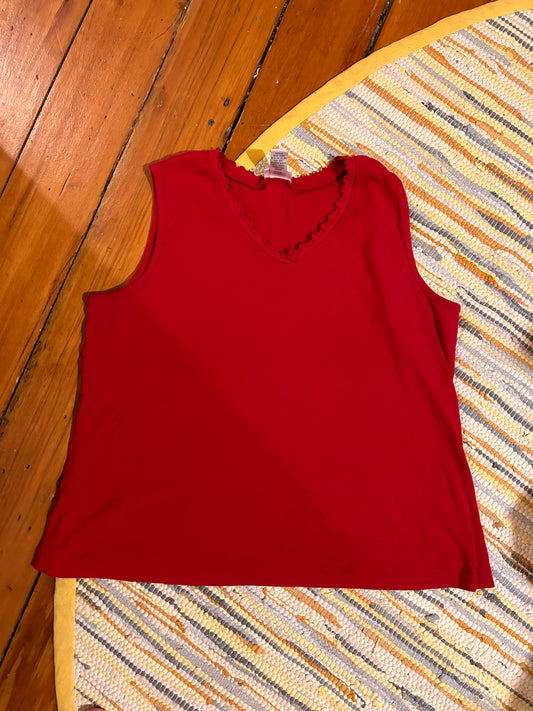 Fashion Bug 22/24 red sleeveless scalloped vneck tank top