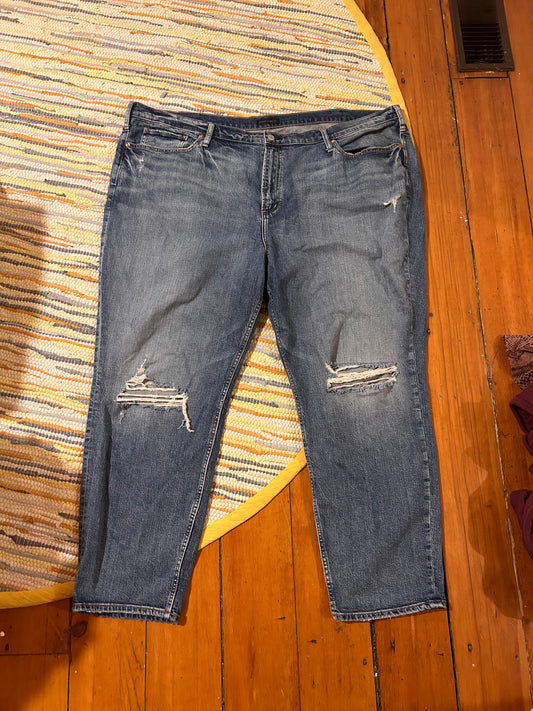 Silver jeans size 24 frisco tapered jeans