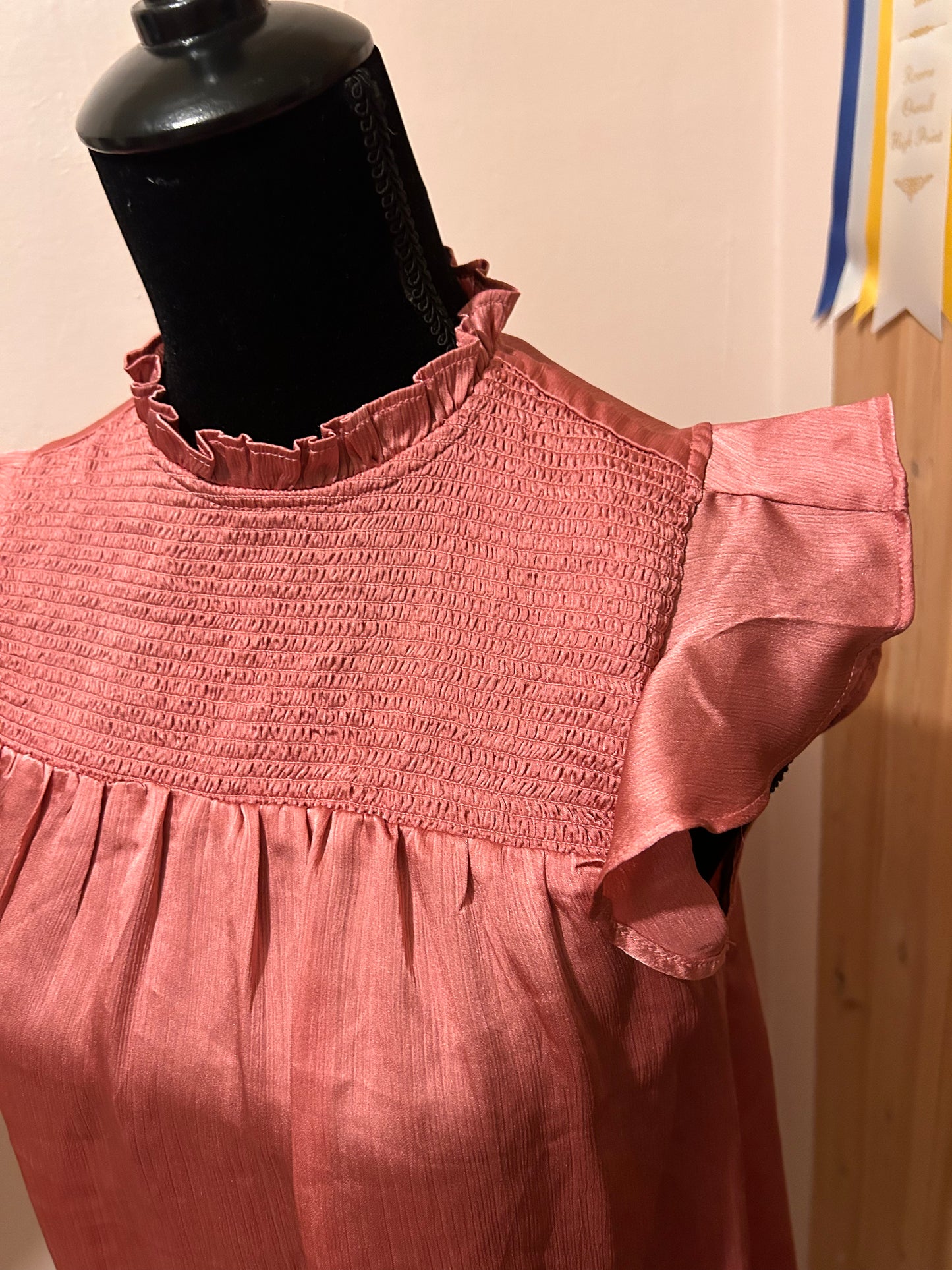 Old navy xs pink satin high neck ruffle blouse